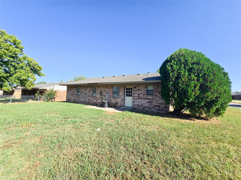 1218 Pond Creek Drive