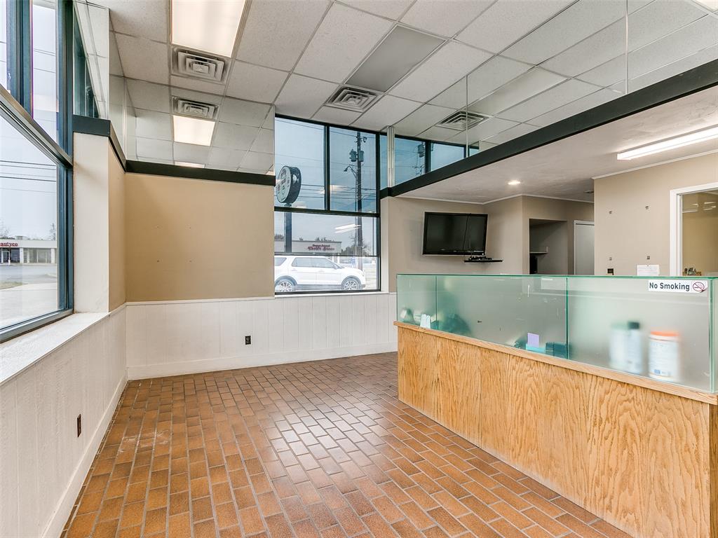 1602 N Harrison Avenue