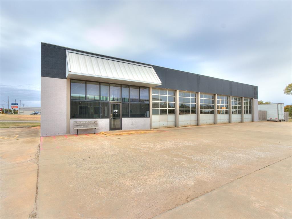 1602 N Harrison Avenue