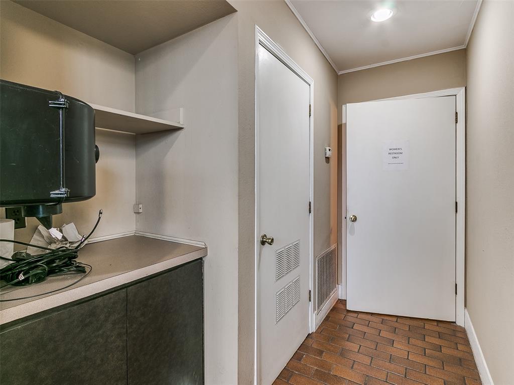 1602 N Harrison Avenue