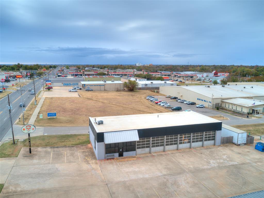 1602 N Harrison Avenue