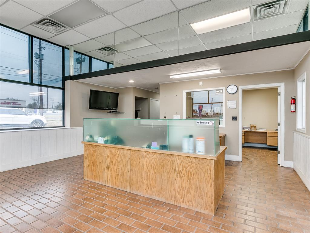 1602 N Harrison Avenue