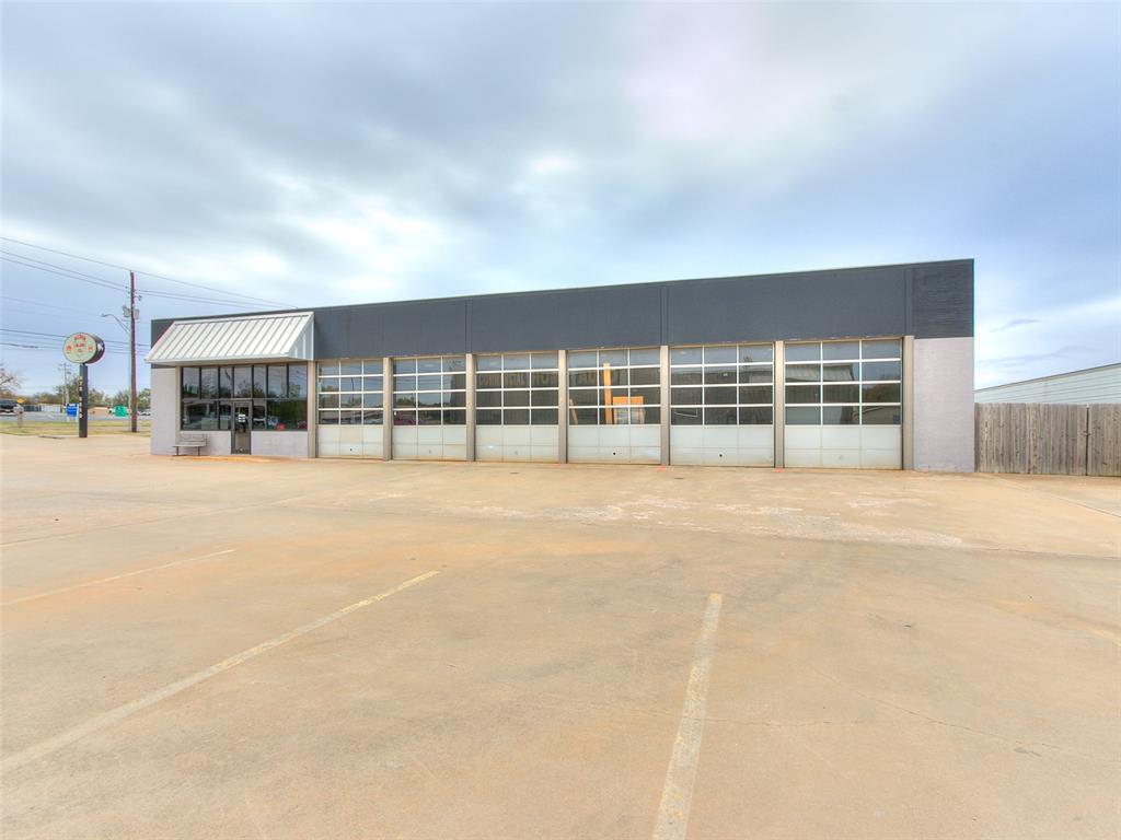 1602 N Harrison Avenue