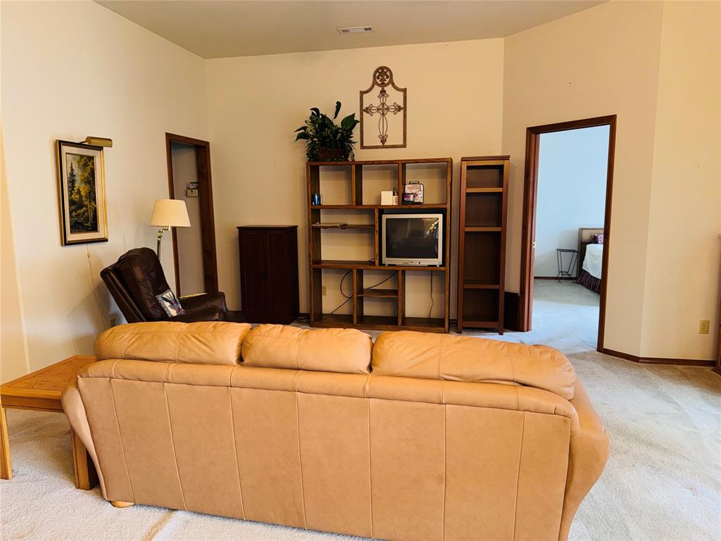 2205 Gray Dove Drive