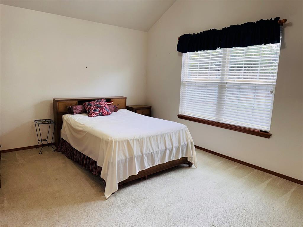 2205 Gray Dove Drive