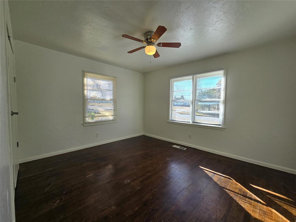 1011 N Rangeline Street