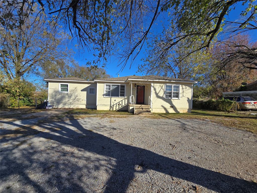 1011 N Rangeline Street