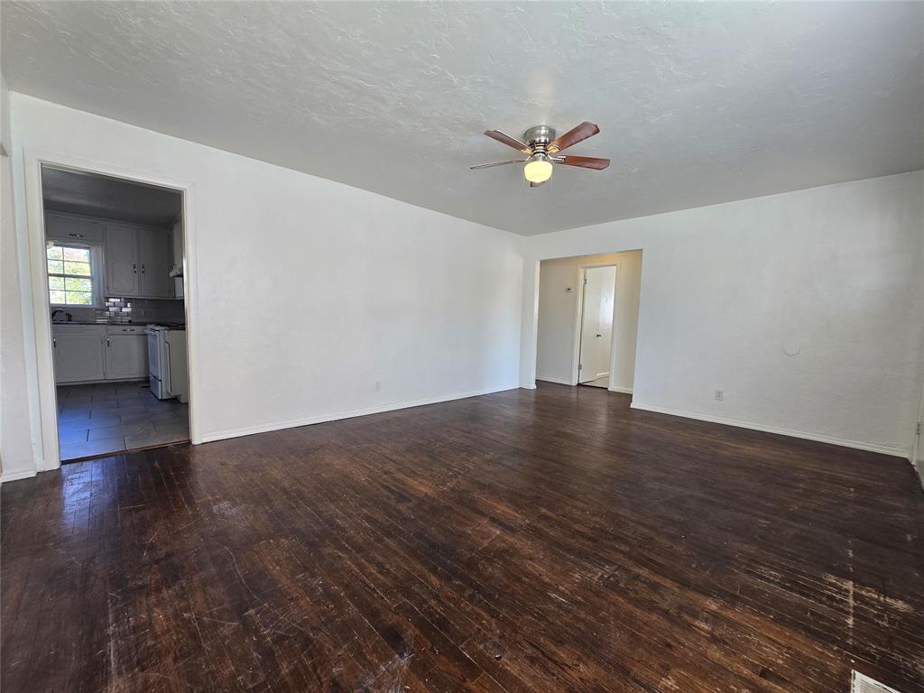 1011 N Rangeline Street