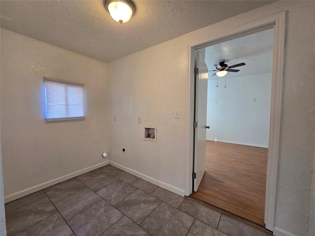 1011 N Rangeline Street