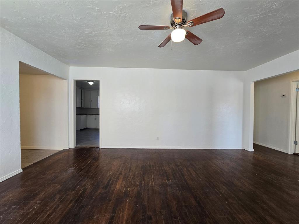 1011 N Rangeline Street