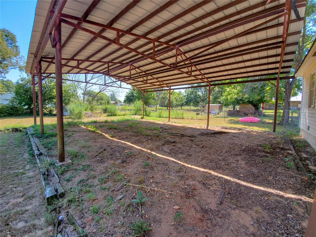 1011 N Rangeline Street