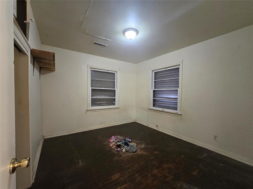 2106 N Aydelotte Avenue