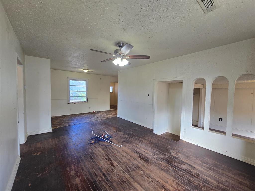 2106 N Aydelotte Avenue