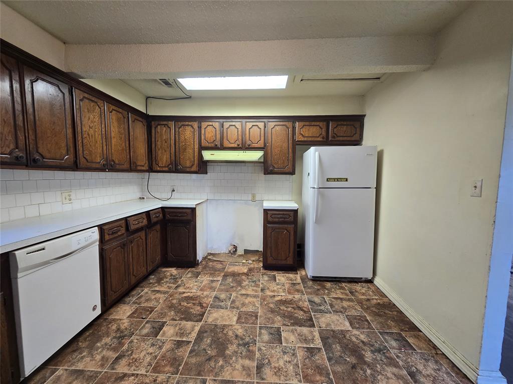 2106 N Aydelotte Avenue