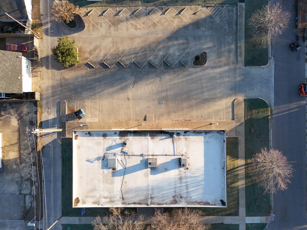 123 W Highland Street