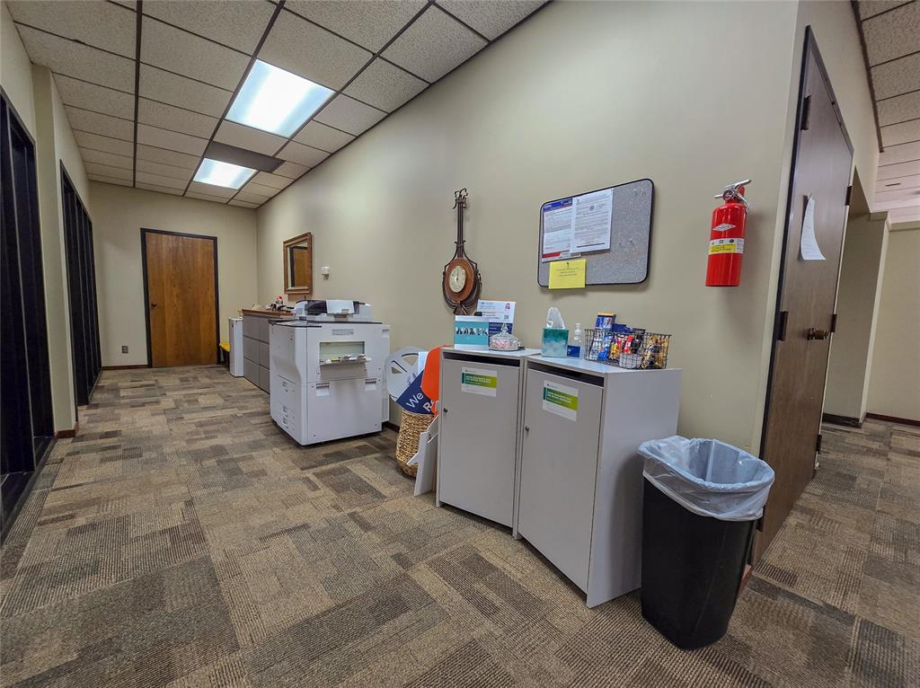 123 W Highland Street