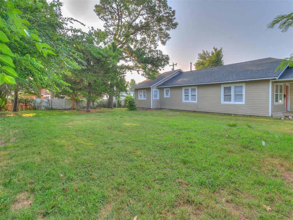 1207 N Beard Avenue
