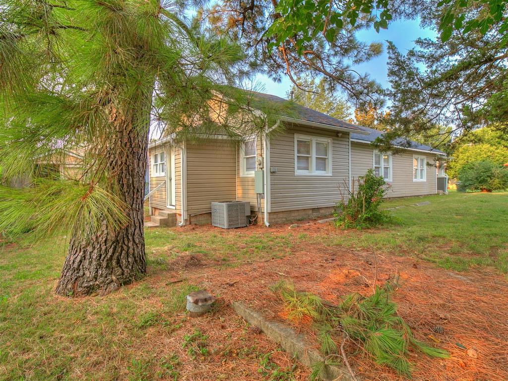 1207 N Beard Avenue