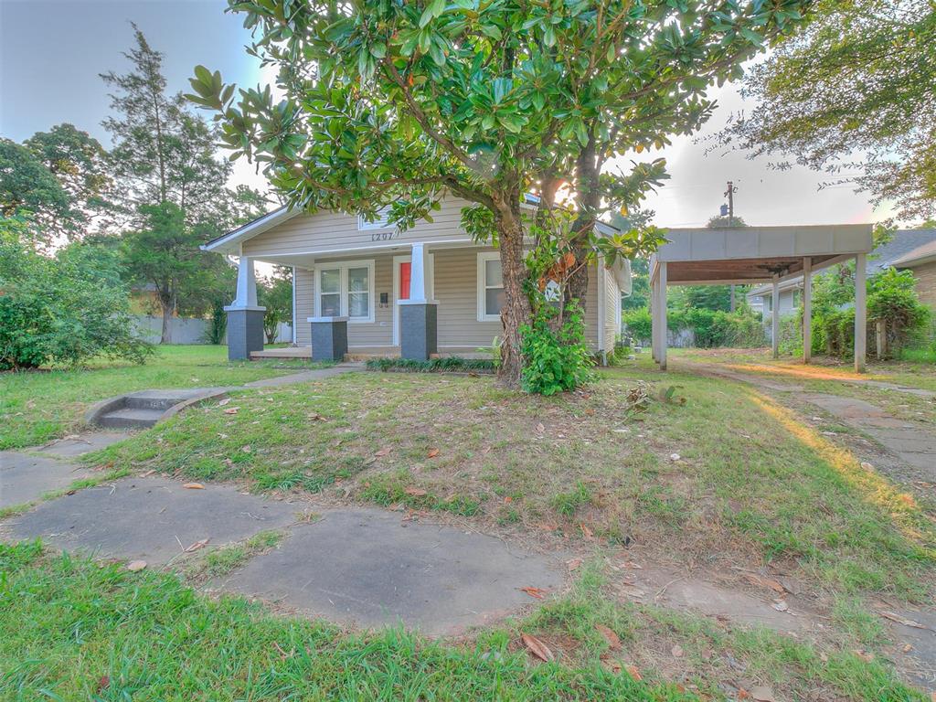 1207 N Beard Avenue