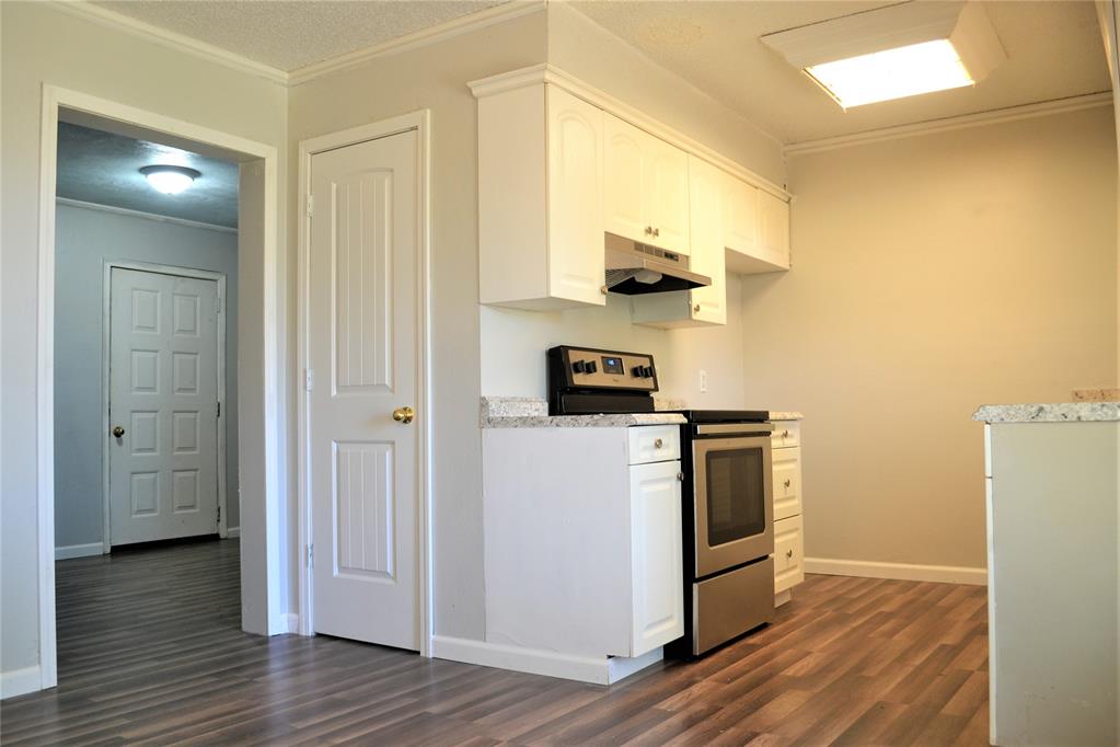 1203 N Whispering Glen Street