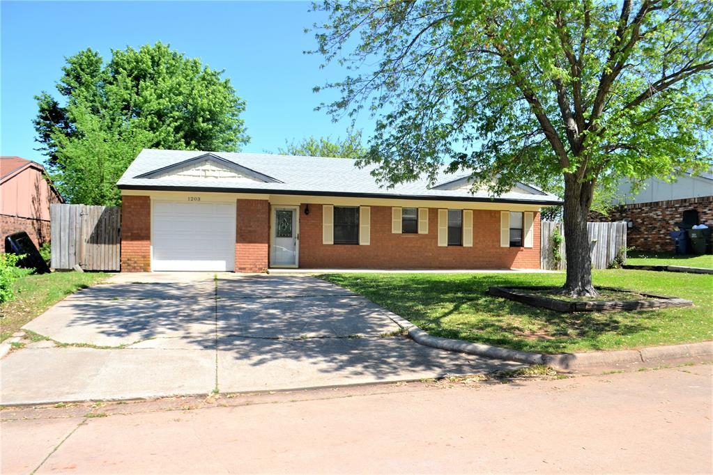 1203 N Whispering Glen Street