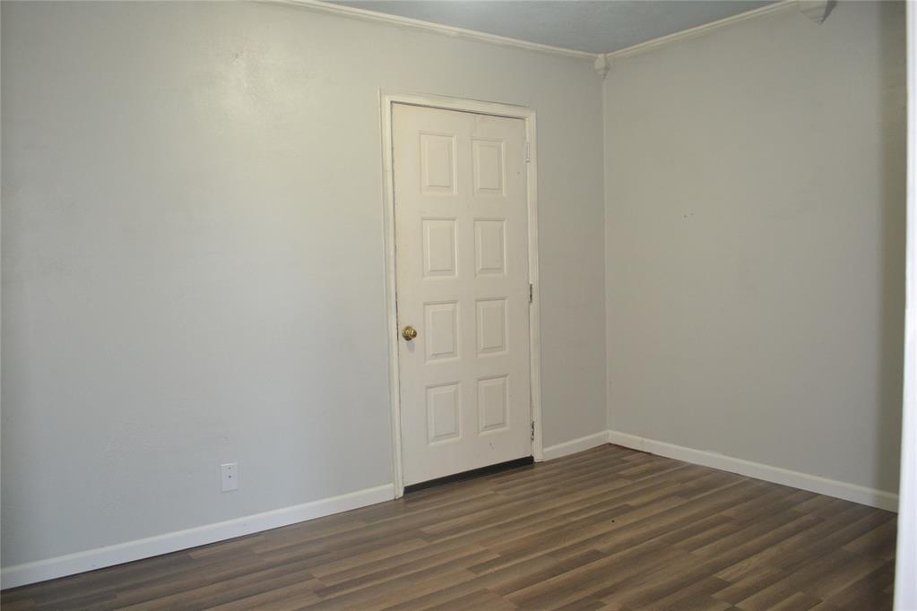 1203 N Whispering Glen Street