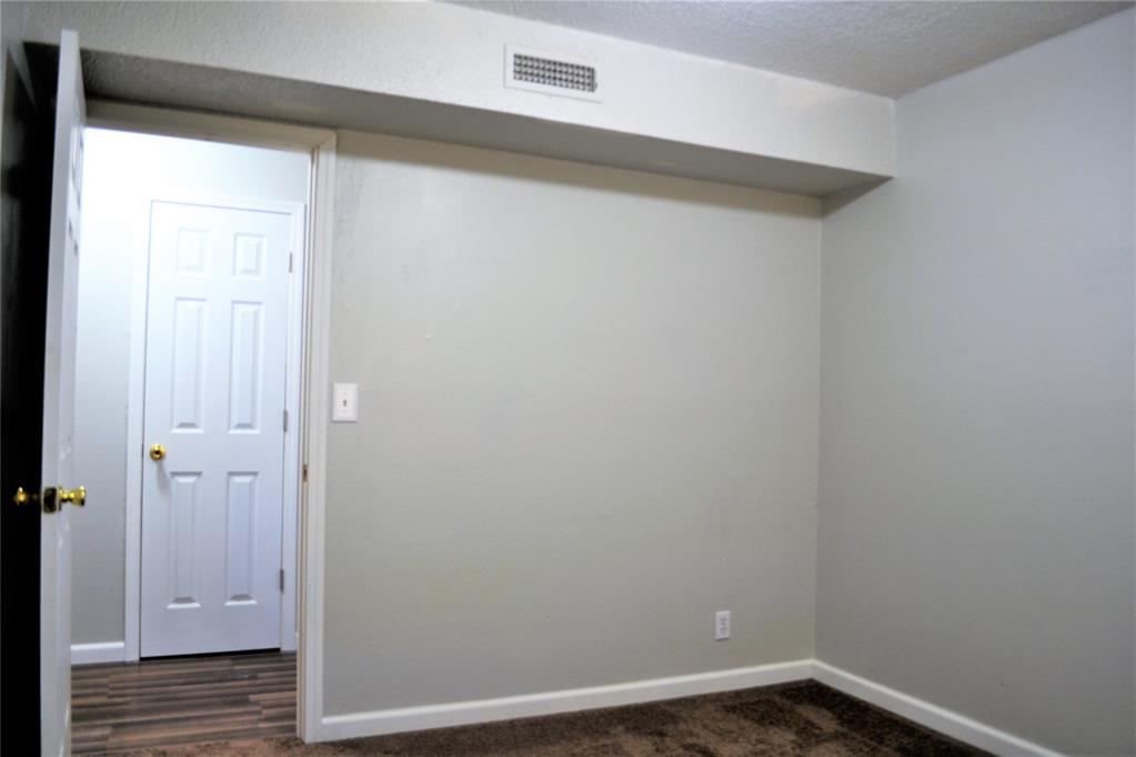 1203 N Whispering Glen Street