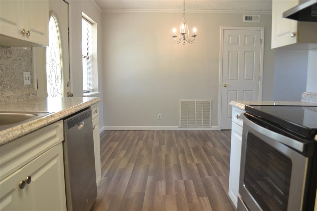 1203 N Whispering Glen Street