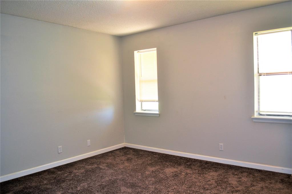 1203 N Whispering Glen Street