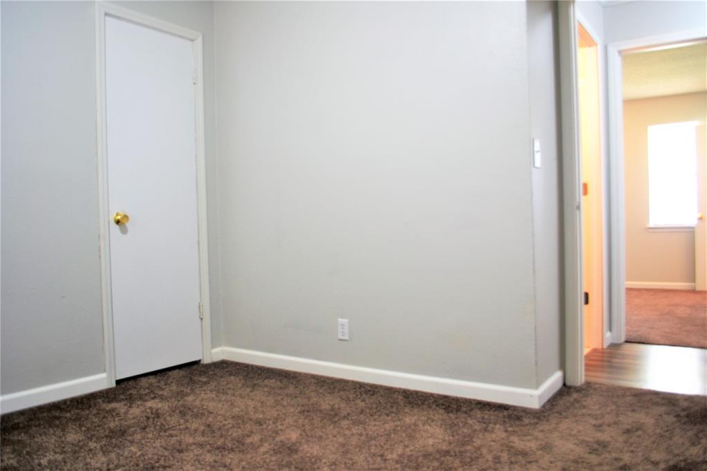 1203 N Whispering Glen Street