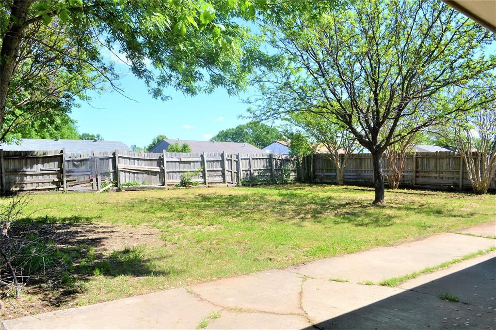 1203 N Whispering Glen Street