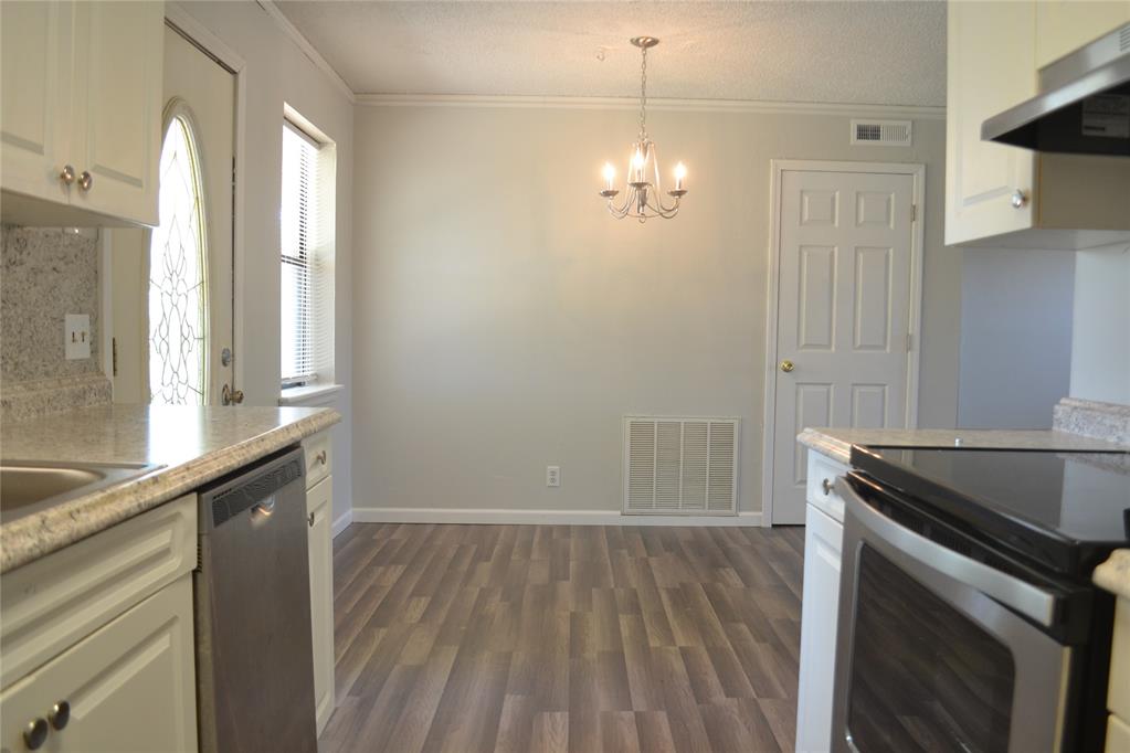 1203 N Whispering Glen Street