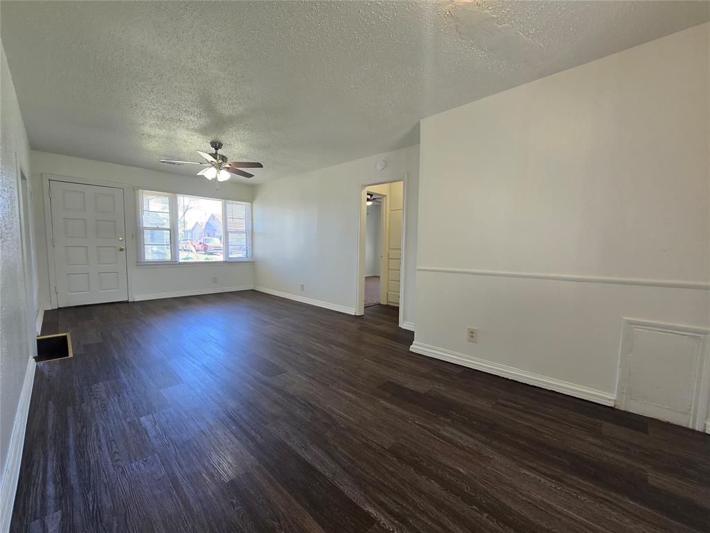 2106 N Aydelotte Avenue