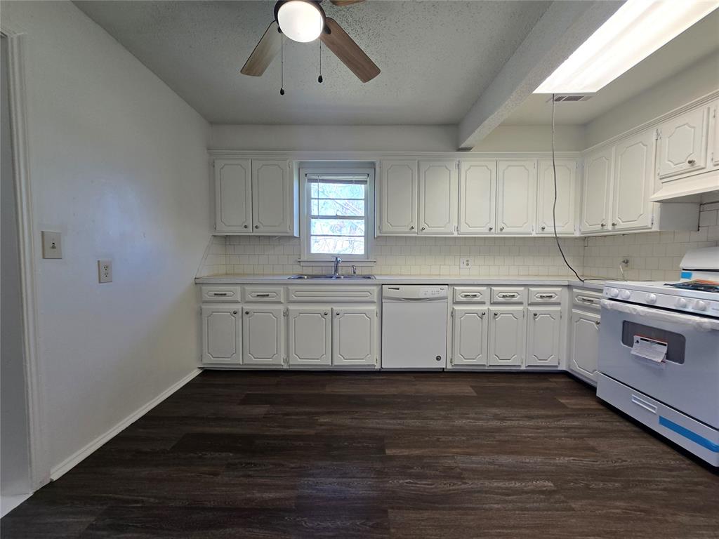 2106 N Aydelotte Avenue