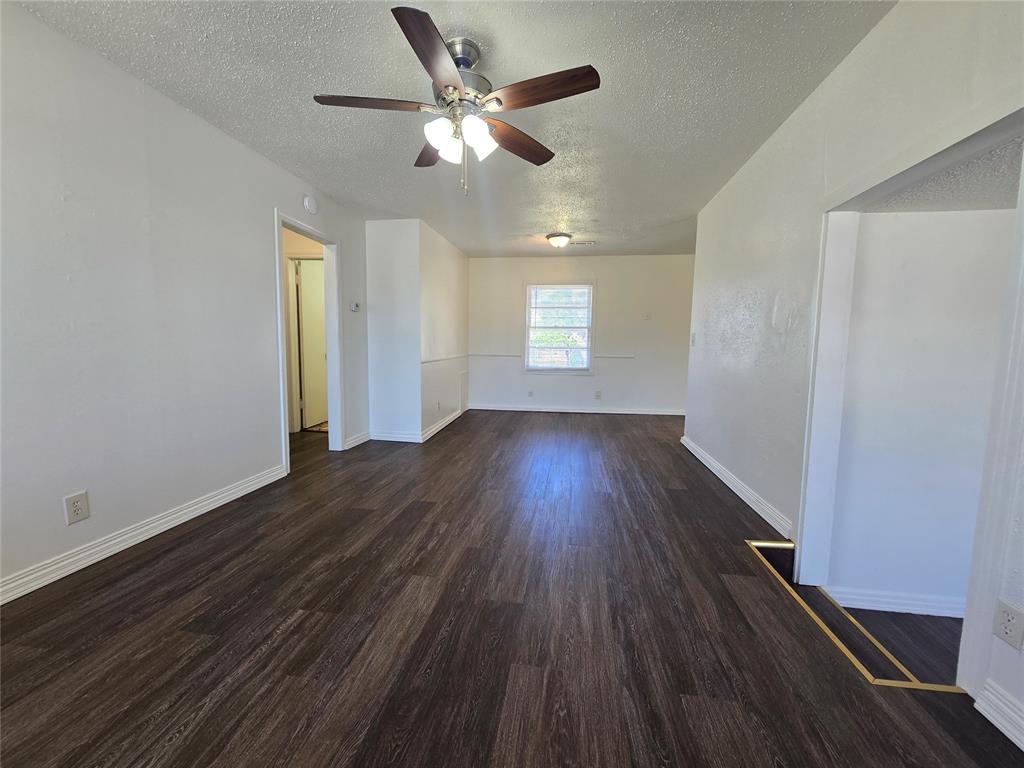 2106 N Aydelotte Avenue