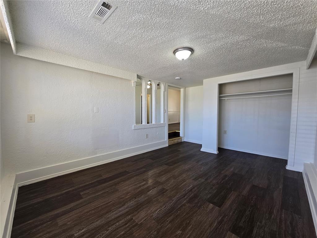 2106 N Aydelotte Avenue