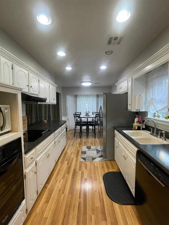13 Robby Road