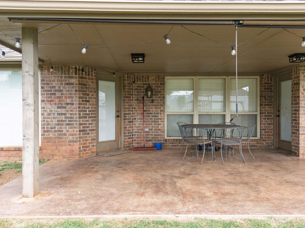1712 Pecan Crossing Drive