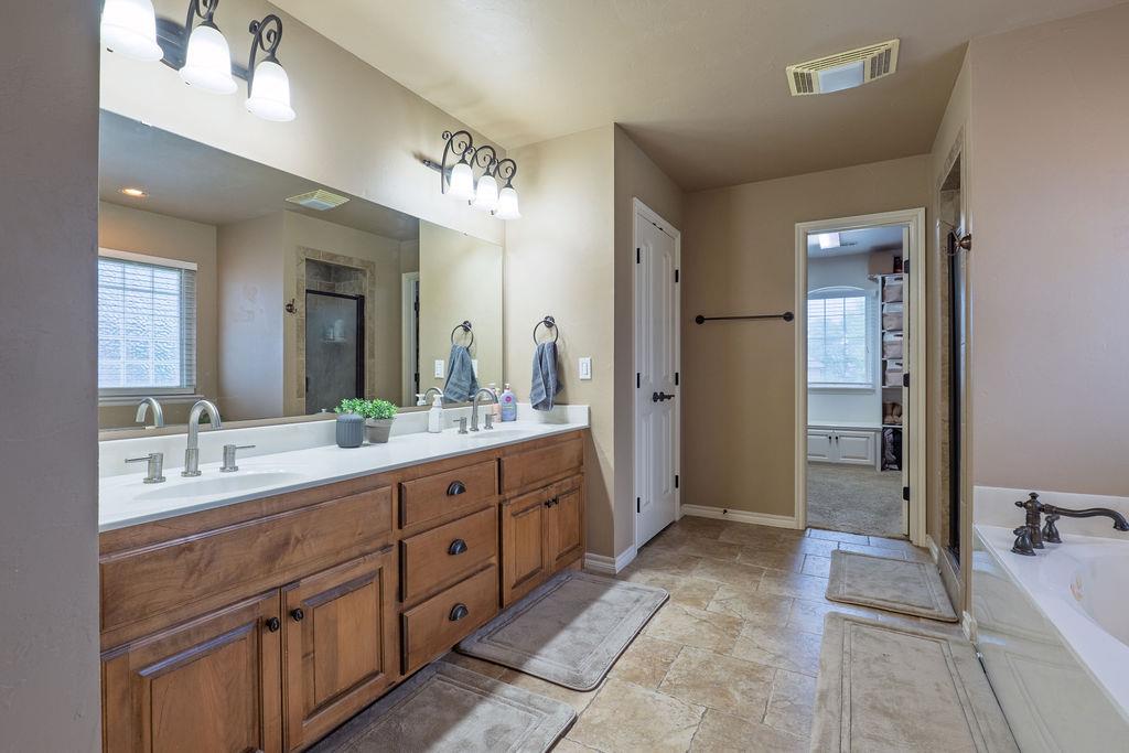 1712 Pecan Crossing Drive
