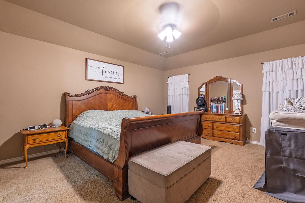 1712 Pecan Crossing Drive