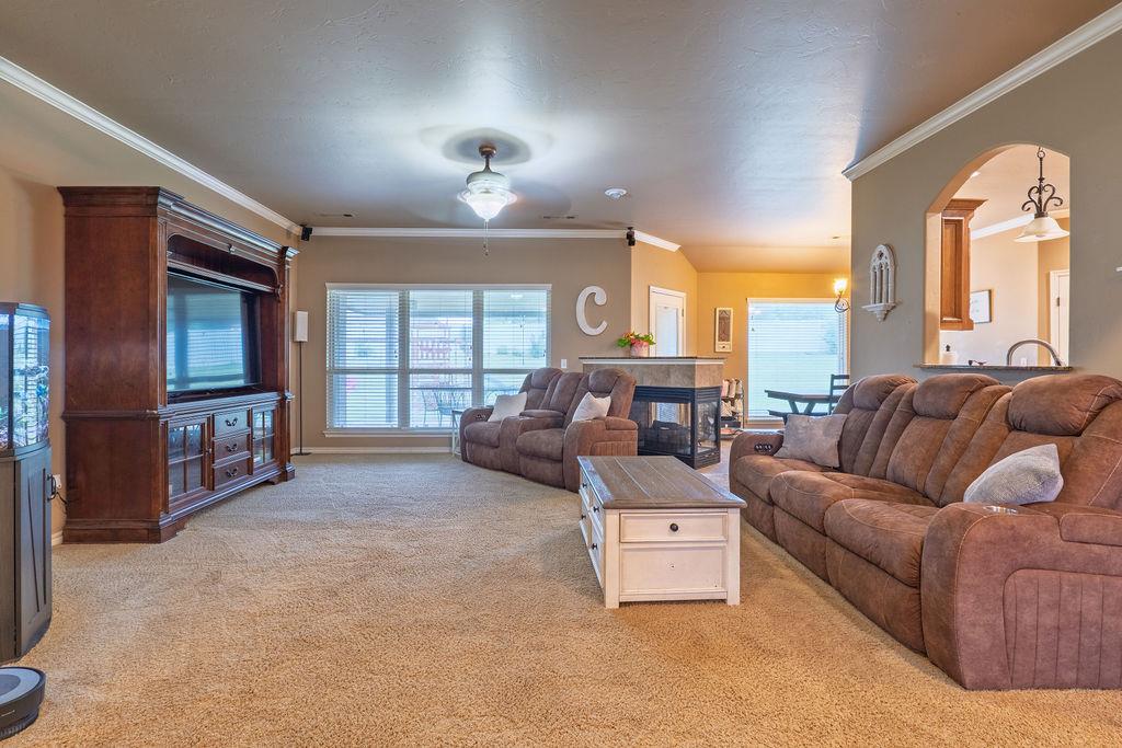 1712 Pecan Crossing Drive
