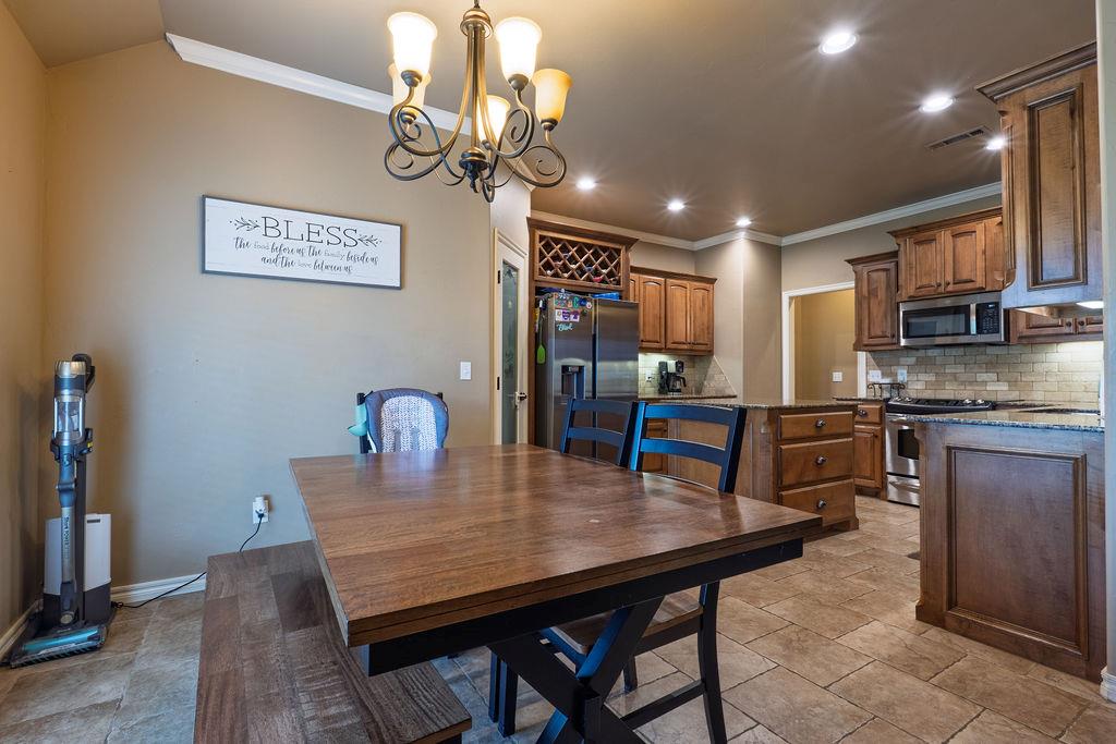 1712 Pecan Crossing Drive