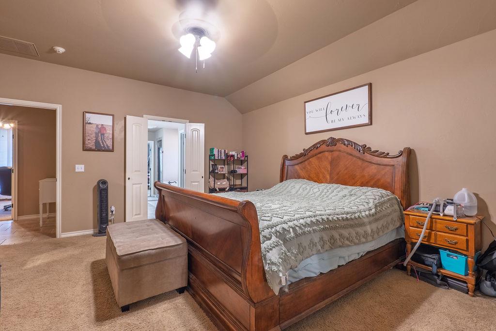 1712 Pecan Crossing Drive