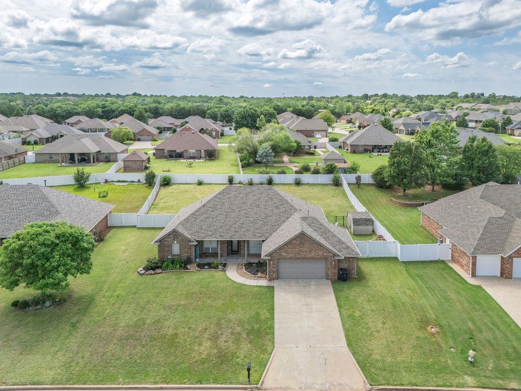 1712 Pecan Crossing Drive