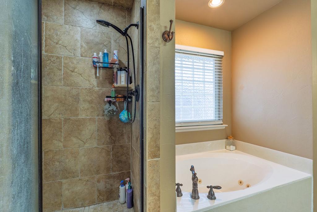 1712 Pecan Crossing Drive