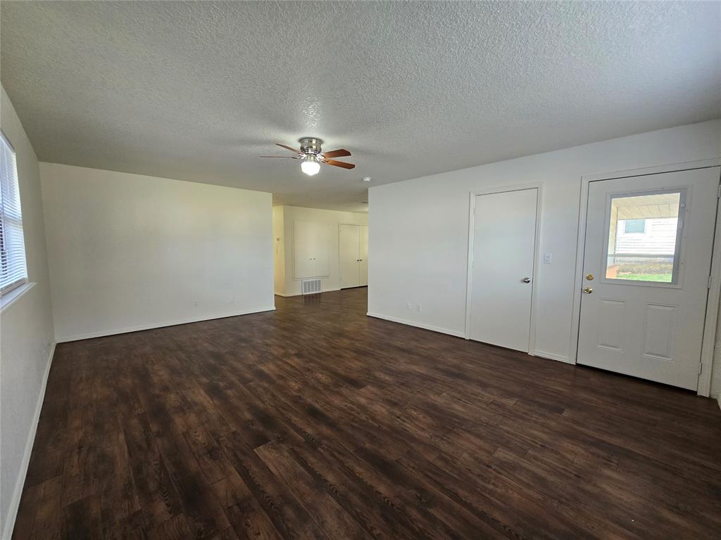 807 N Beard Avenue