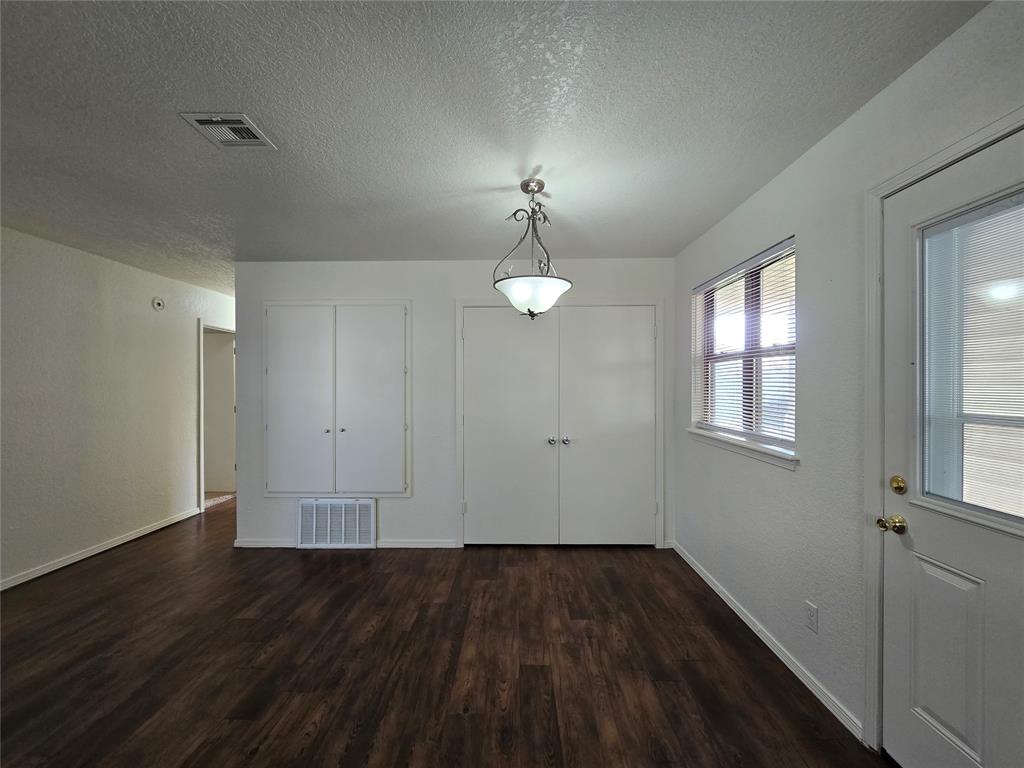 807 N Beard Avenue