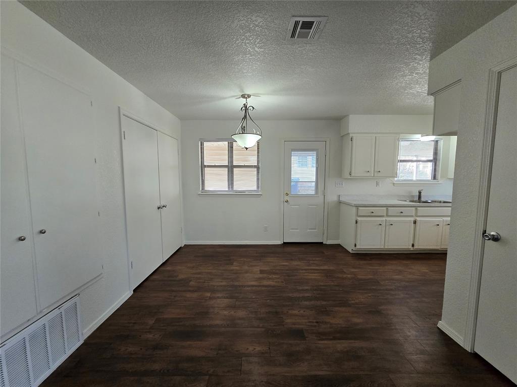 807 N Beard Avenue
