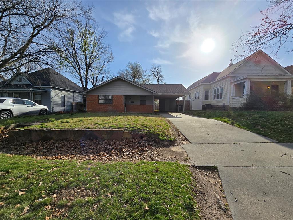 807 N Beard Avenue