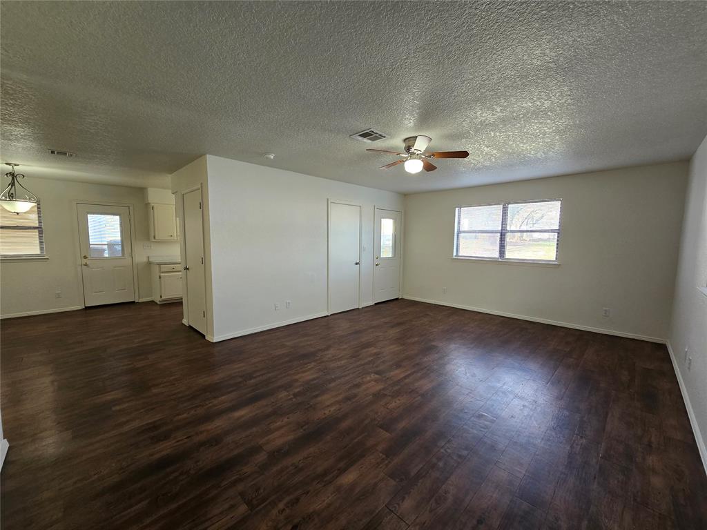 807 N Beard Avenue